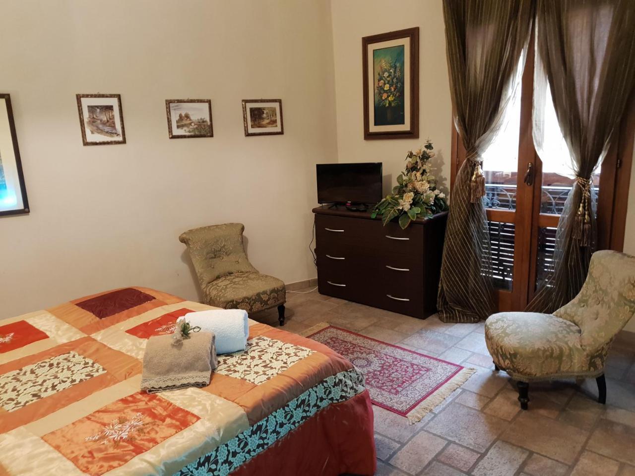 Guesthouse Angel & Manuel Viterbo Bagian luar foto